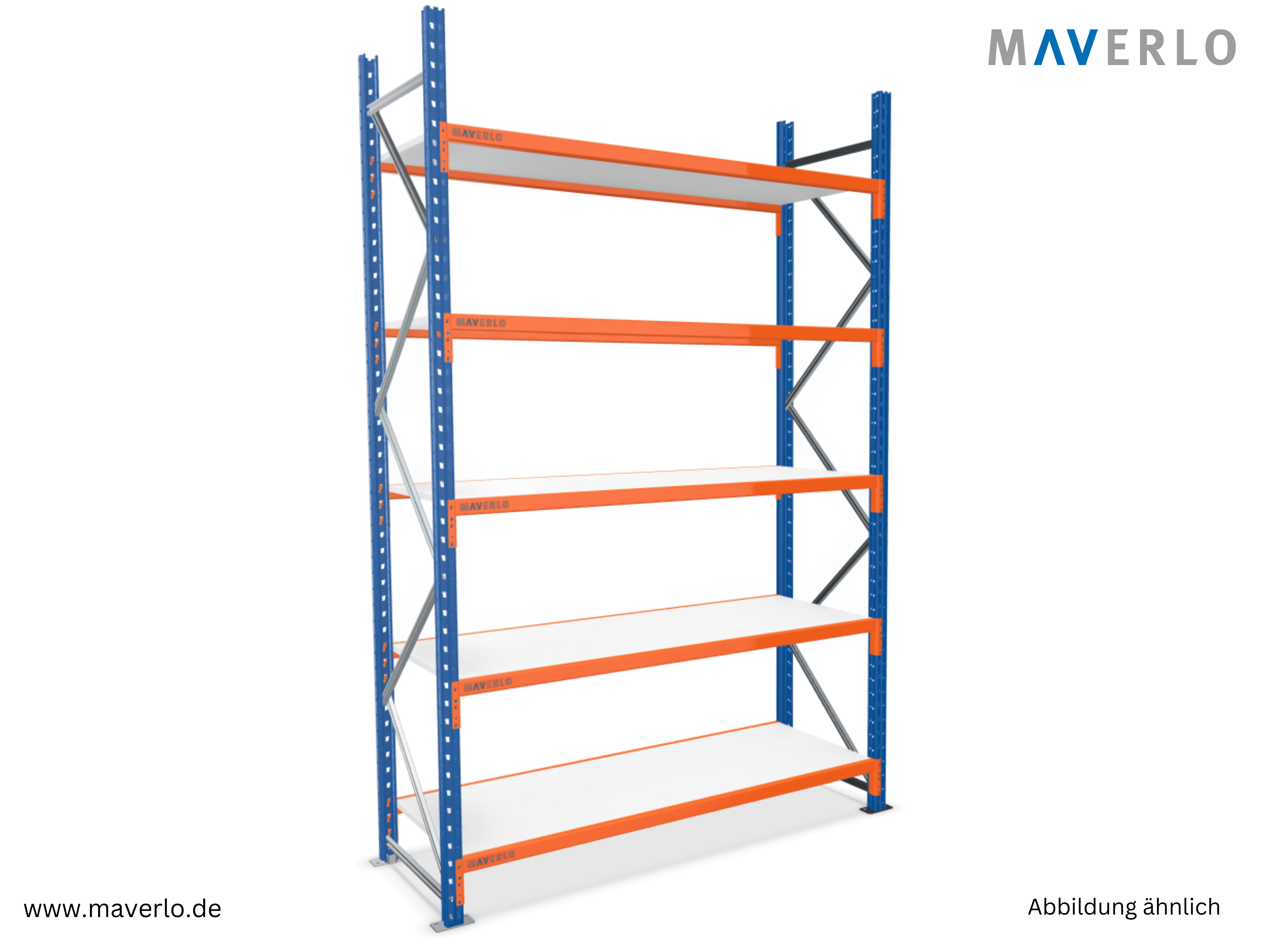 Ein stabiles Lagerregal von MAVERLO, bestehend aus blauen Metallpfosten und orangefarbenen Regalträgern mit fünf weißen Regalflächen, auf einer weißen Hintergrundfläche